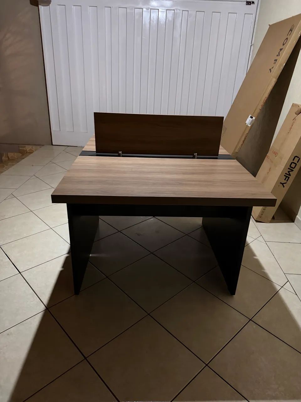 MESA DE DOIS LUGARES PARA ESCRITÓRIO  - Foto 2