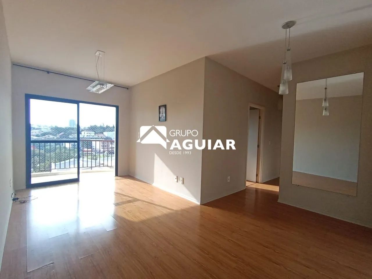 Apartamento à venda com 2 dormitórios em Valinhos/SP