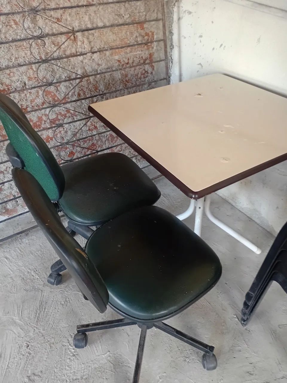 Mesa e cadeiras - Foto 2