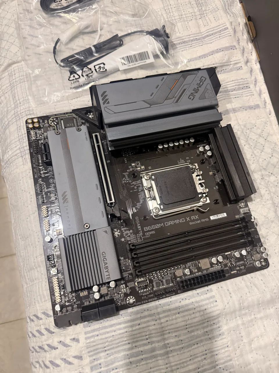 Gigabyte B650M Gaming X AX Rev 1.3 - Foto 2