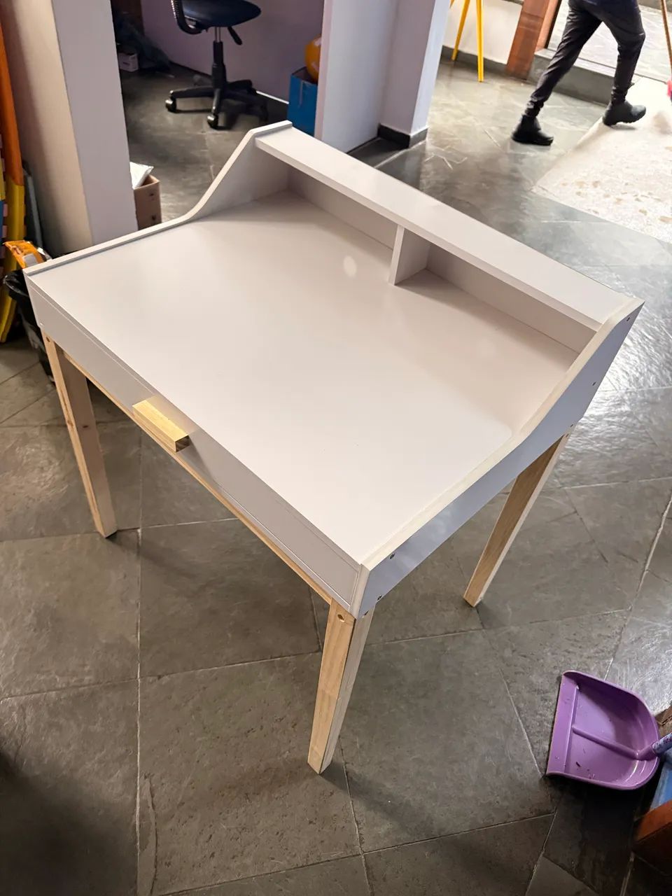 Conjunto mesa cadeira juvenil - Foto 3
