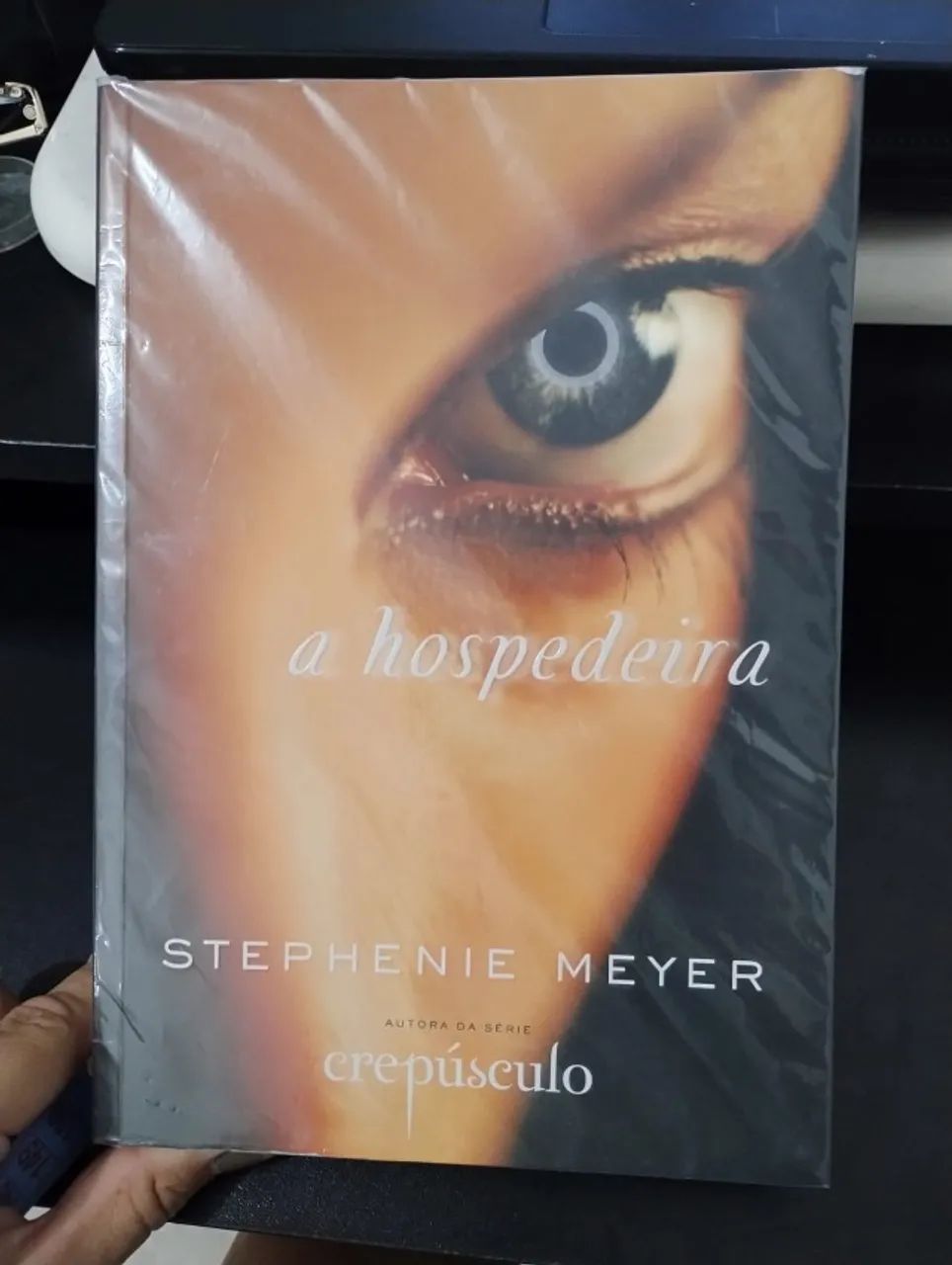 Livro A Hospedeira