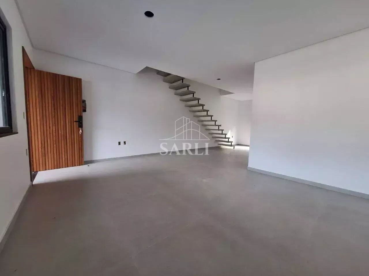 Sobrado, com 3 dormitórios, sendo 1 suíte, de 106 m² Forquilhinhas - São José - Foto 2