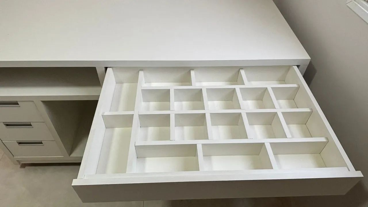 Mesa penteadeira branca MDF - Foto 2