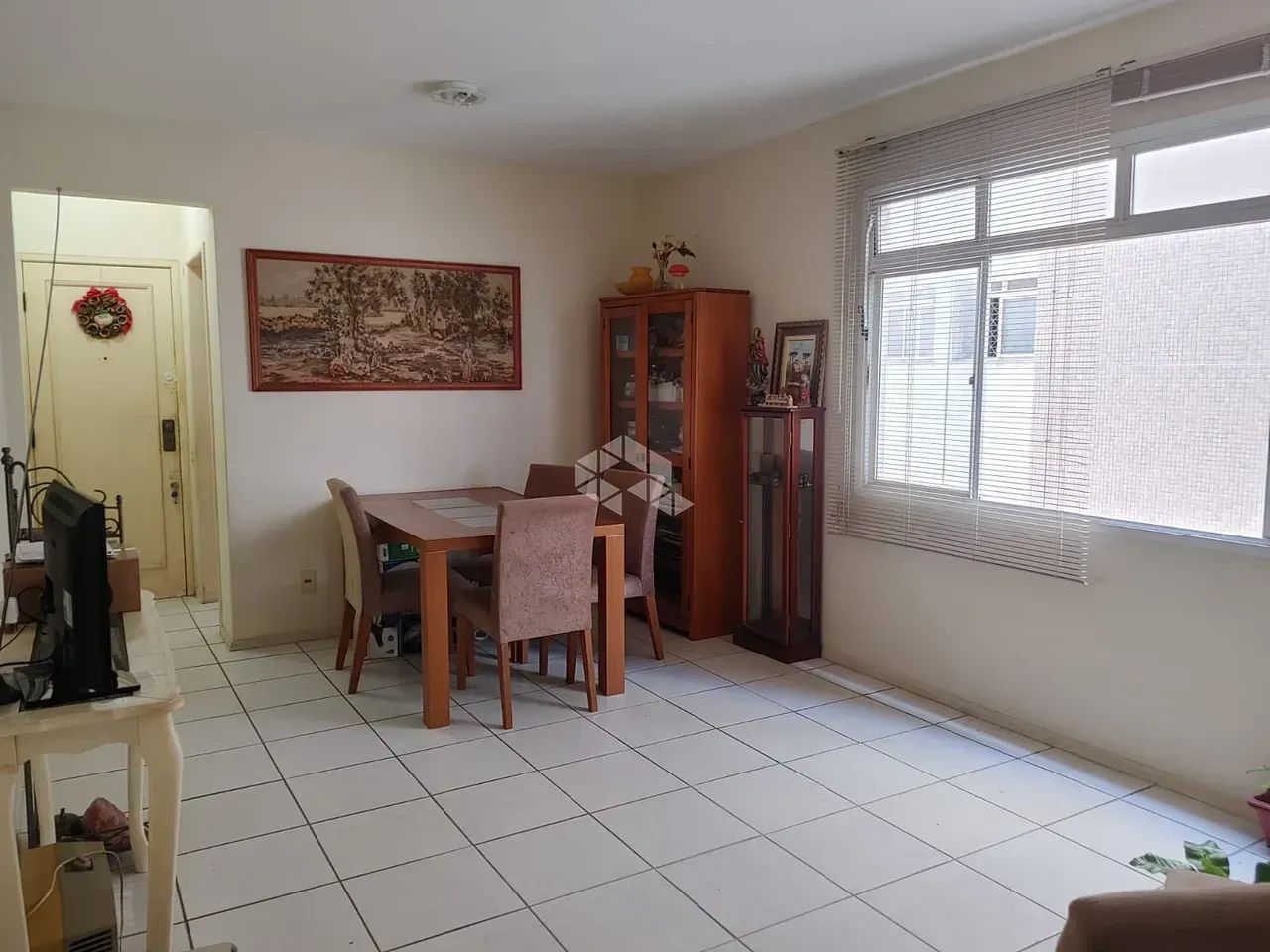 APARTAMENTO COM 3 QUARTOS  SENDO 1 SUÍTE E VAGA DE GARAGEM À VENDA NO CENTRO DE FLORIANÓPO - Foto 4