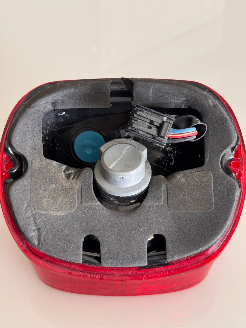 Lente Vermelha Da Lanterna Harley Perfil Original - Foto 2