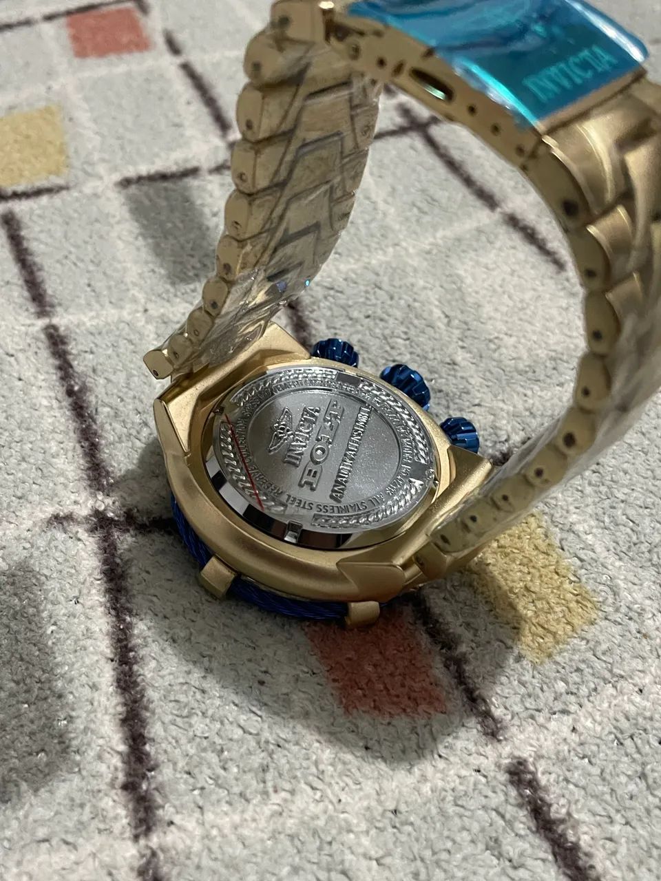 Relógio Invicta Thunderbolt Dourado - Foto 2