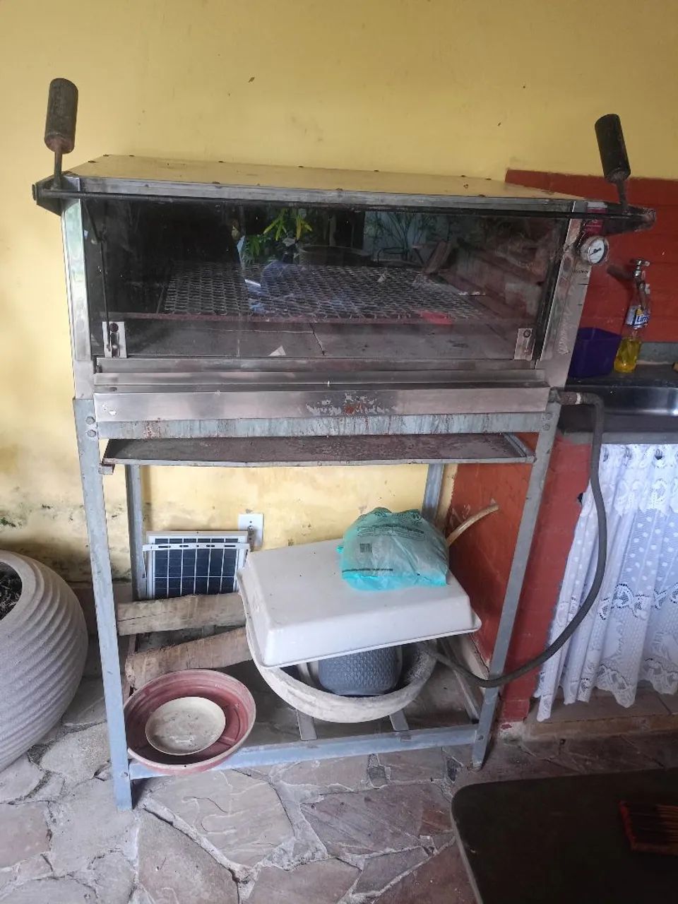 Vendo Forno de pizza industrial modelo Guilhotina a gás com mostrador de temperatura. - Foto 5
