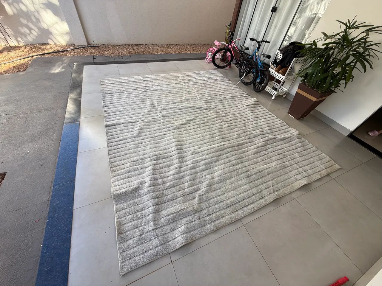 Tapete 3x3m cinza 