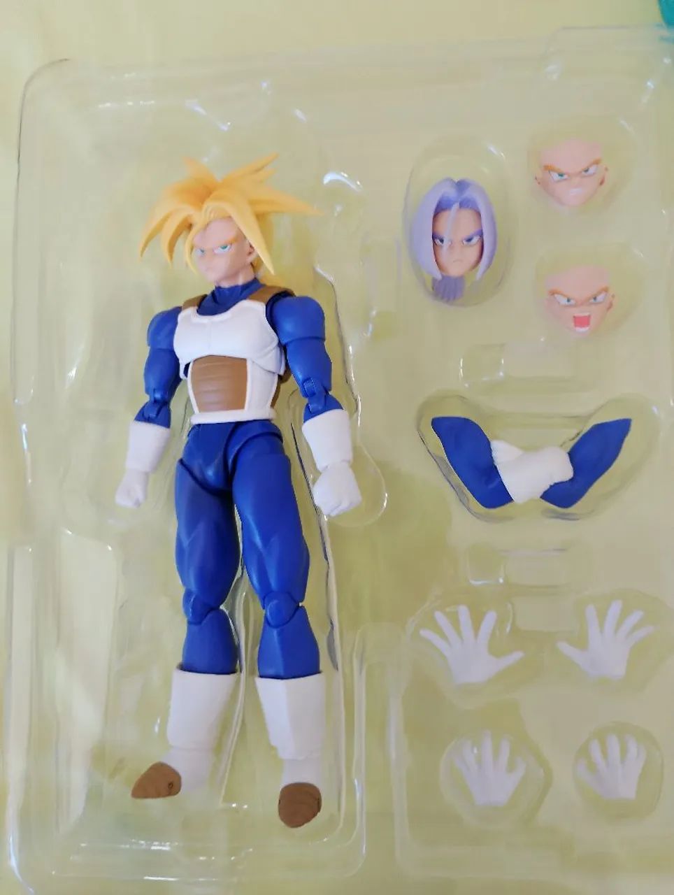 SH Figuarts Trunks DBZ (Original Bandai) - Foto 2