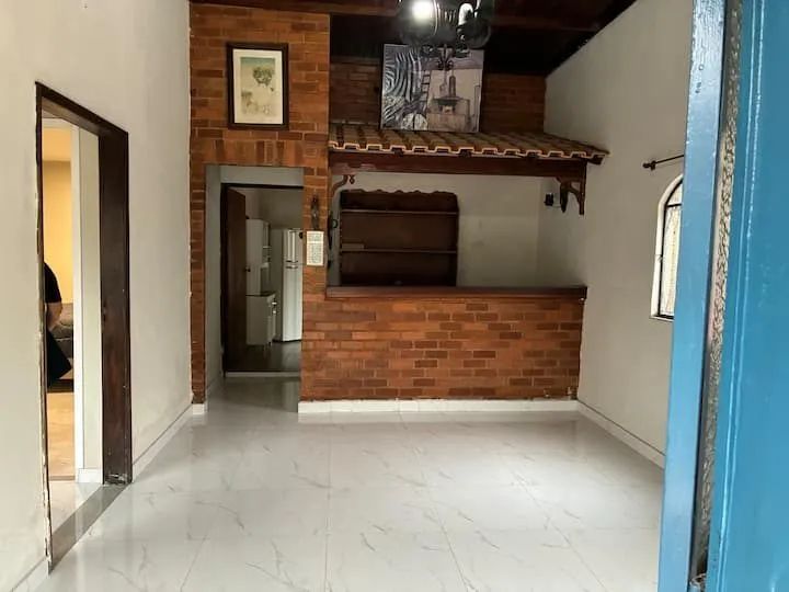 Casa de 360m2 na Mantiquira!! Oportunidade 