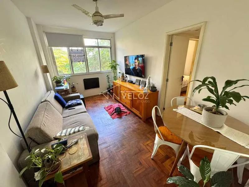Apartamento : / Residencial / Botafogo