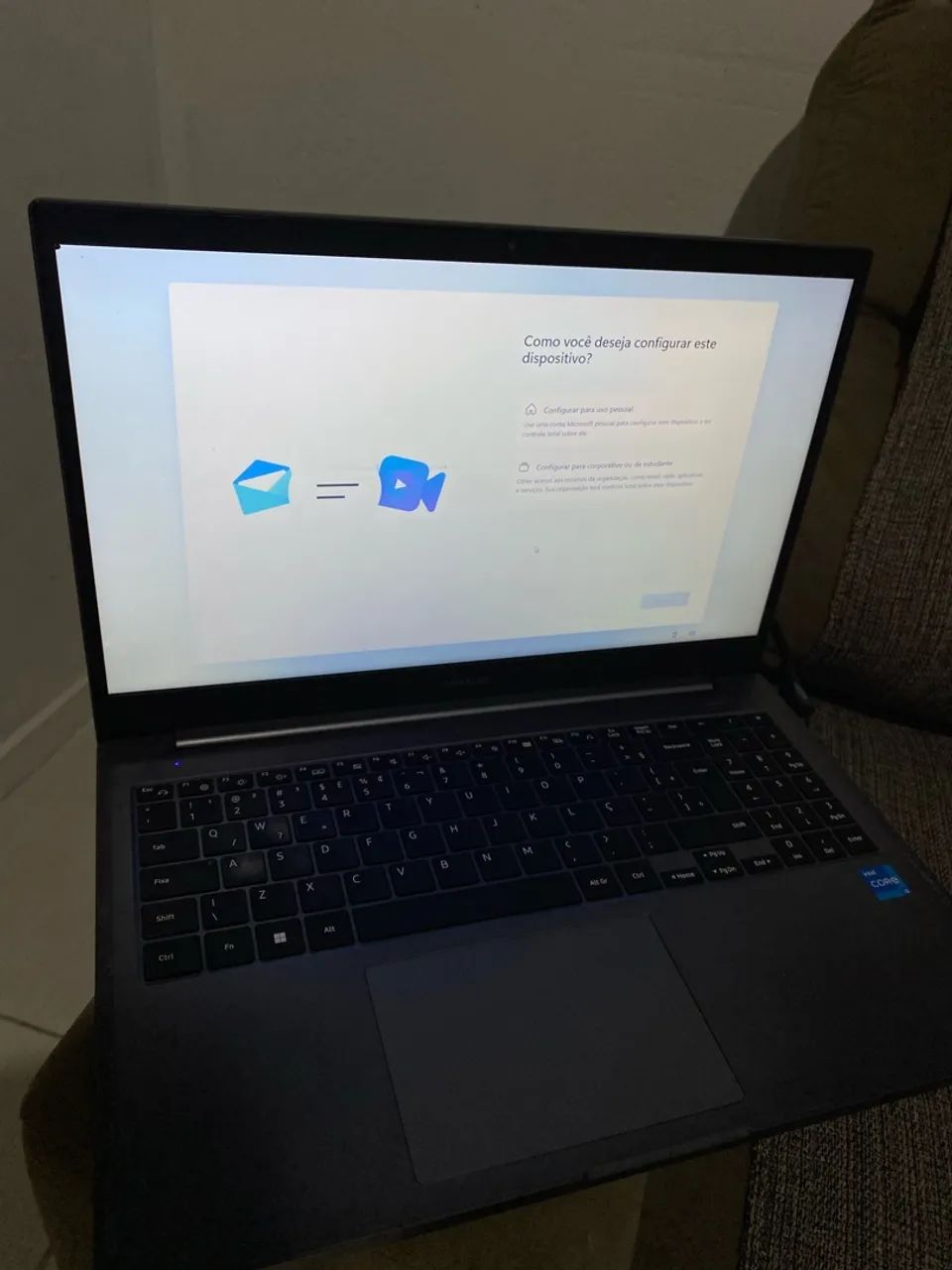 Vendo notebook Samsung i5core SSD - Foto 2