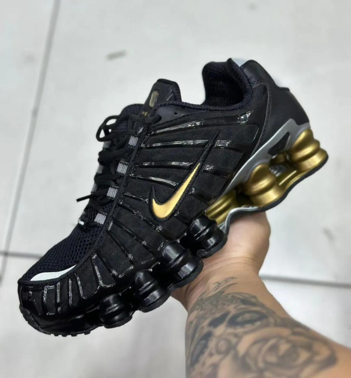 TÊNIS NIKE AIR MAX Stussy x Air Zoom Spiridon Caged 2 Fossil