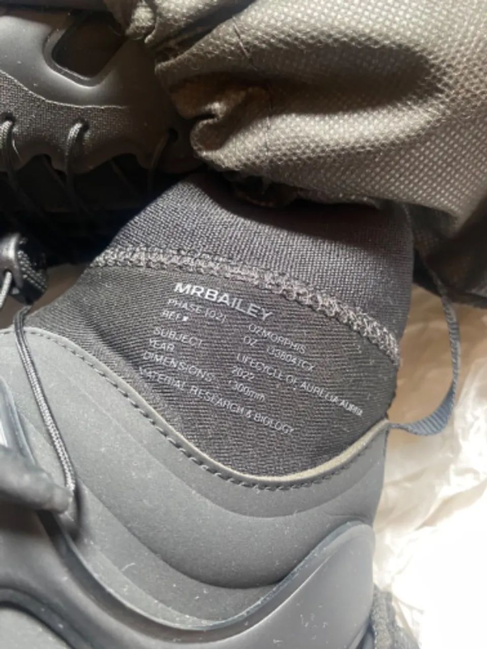 MR. BAILEY x adidas Ozmorphis Core Black - Foto 5