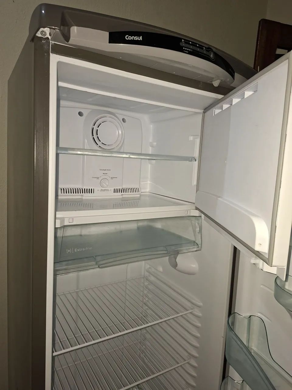 Vendo geladeira nova 127V com transformador  - Foto 3