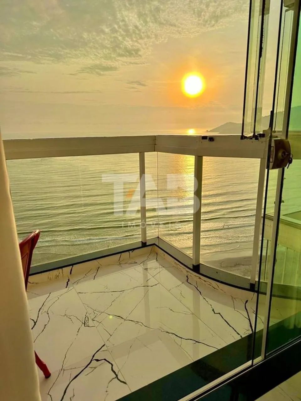 Apartamento mobiliado com 3 quartos para locação - Foto 3