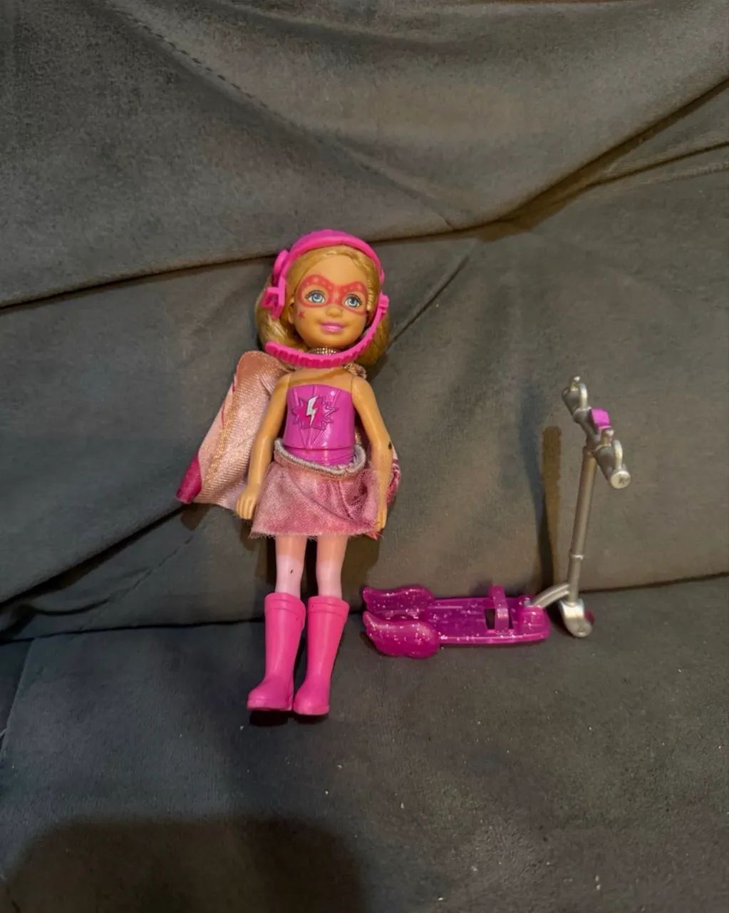 boneca chelsea barbie super princesa - Foto 4