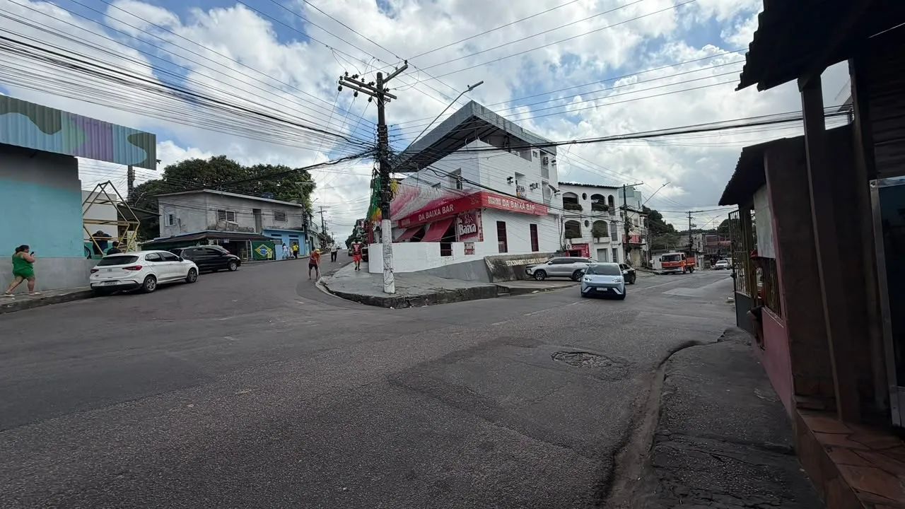 Prédio no Bairro Petrópolis com 3 Apartamentos - Foto 2
