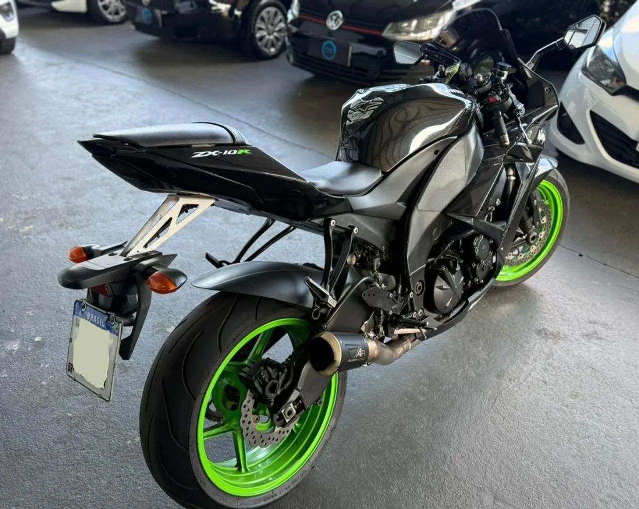 Kawasaki Zx-10/ Zx-10r 1000cc 2010 - 1482781820 | OLX