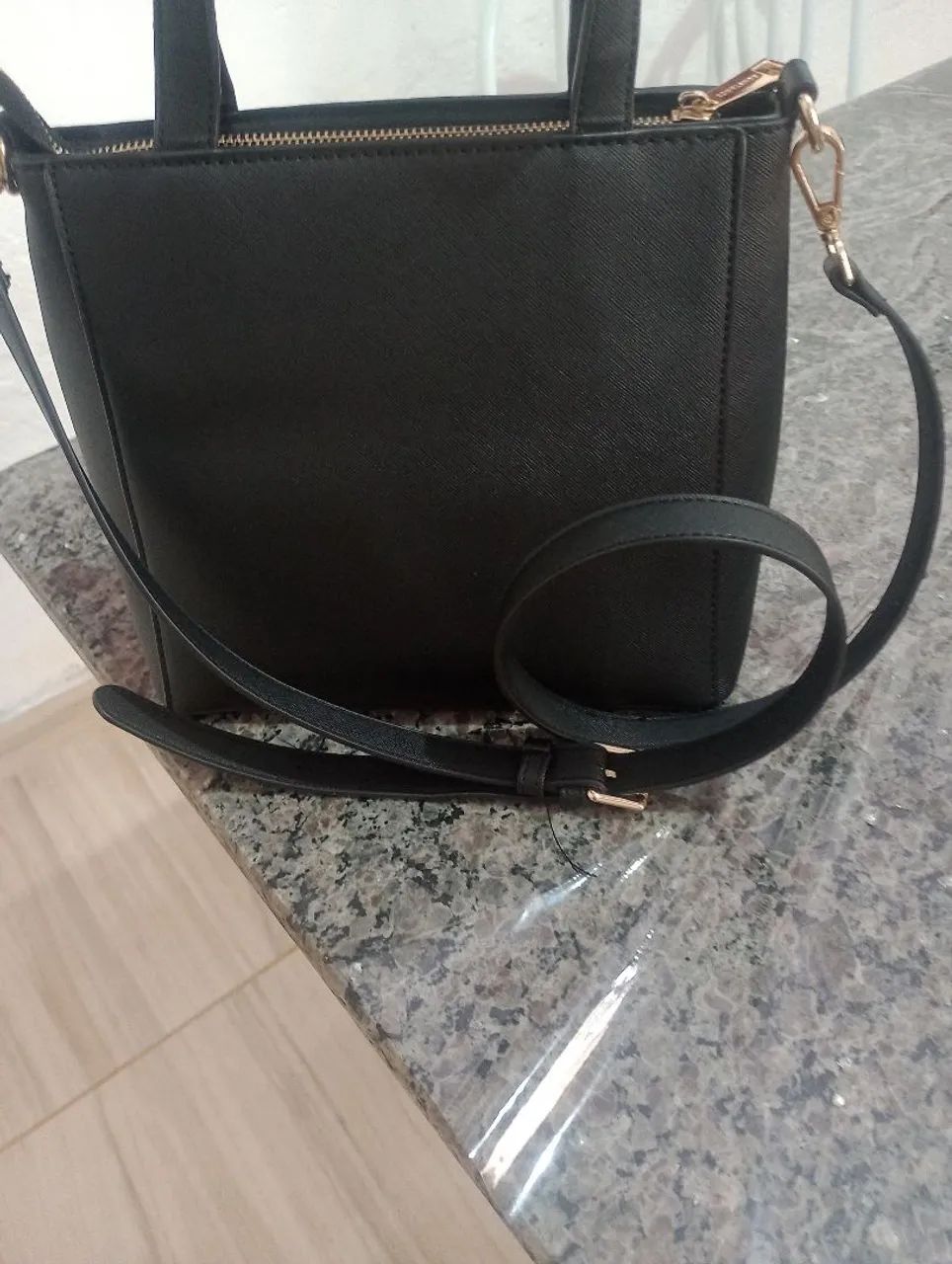 Bolsa preta Constance  - Foto 3