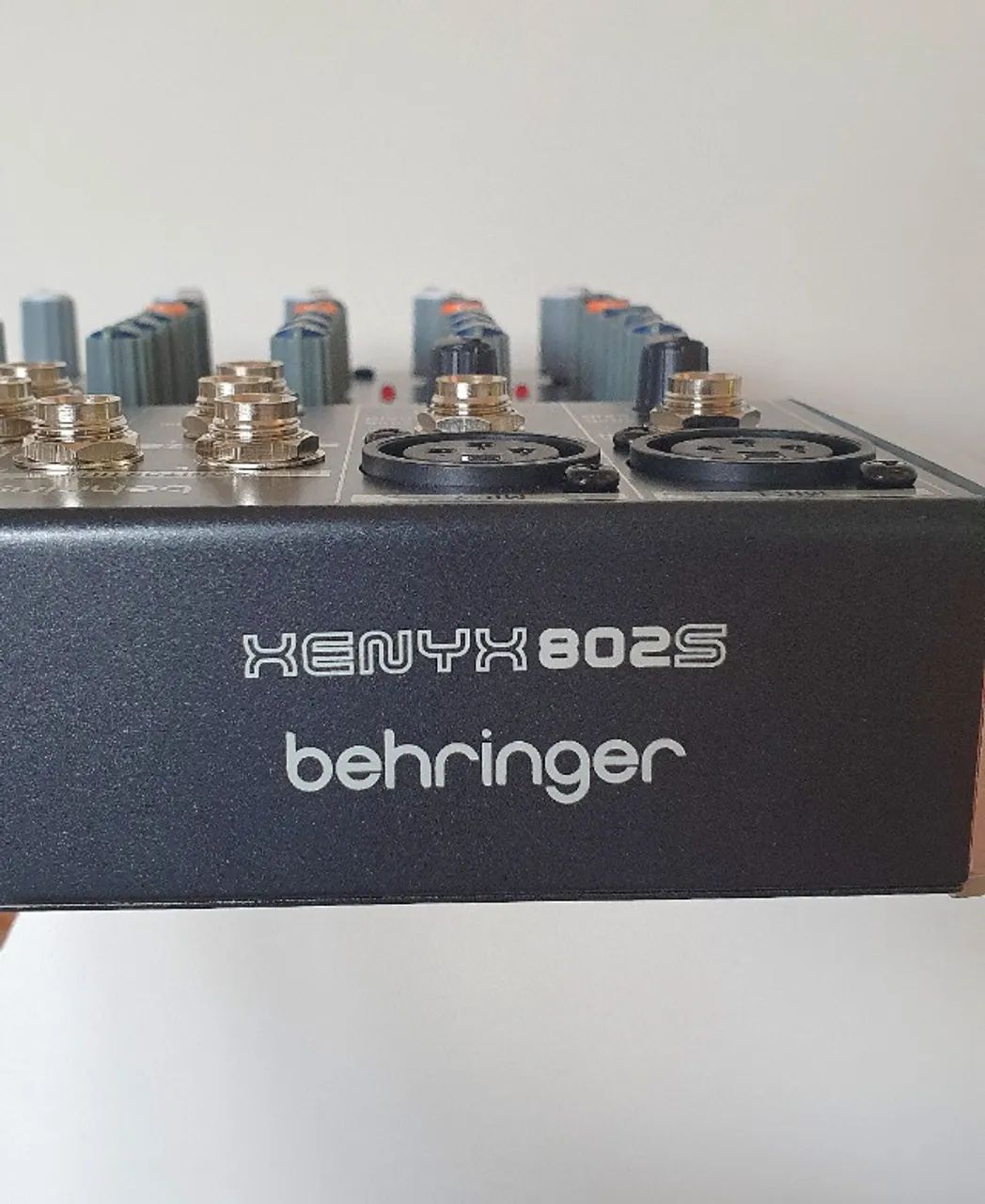 Mesa de som Behringer Xenix 802S - Foto 3