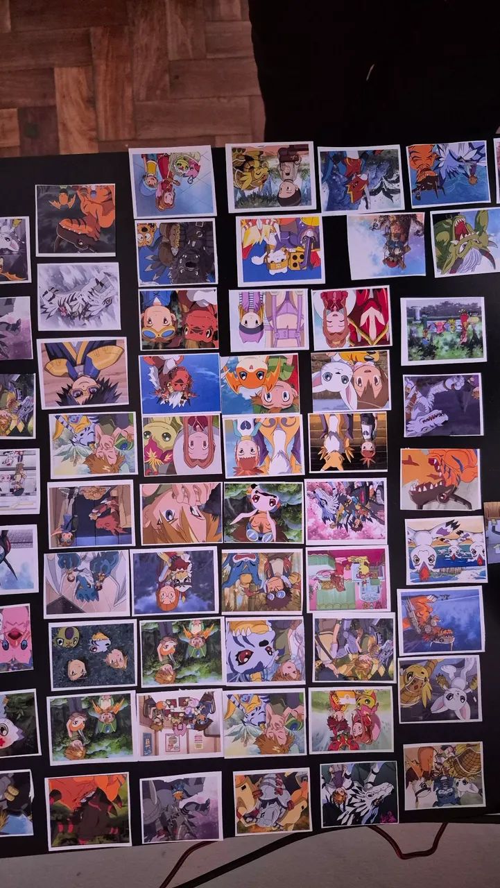 50 Figurinhas Digimon - Foto 4