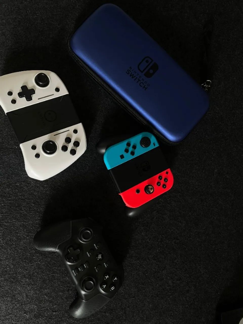 NINTENDO SWITCH V1 COMPLETO + CONTROLES EXTRAS + ZELDA - Foto 3