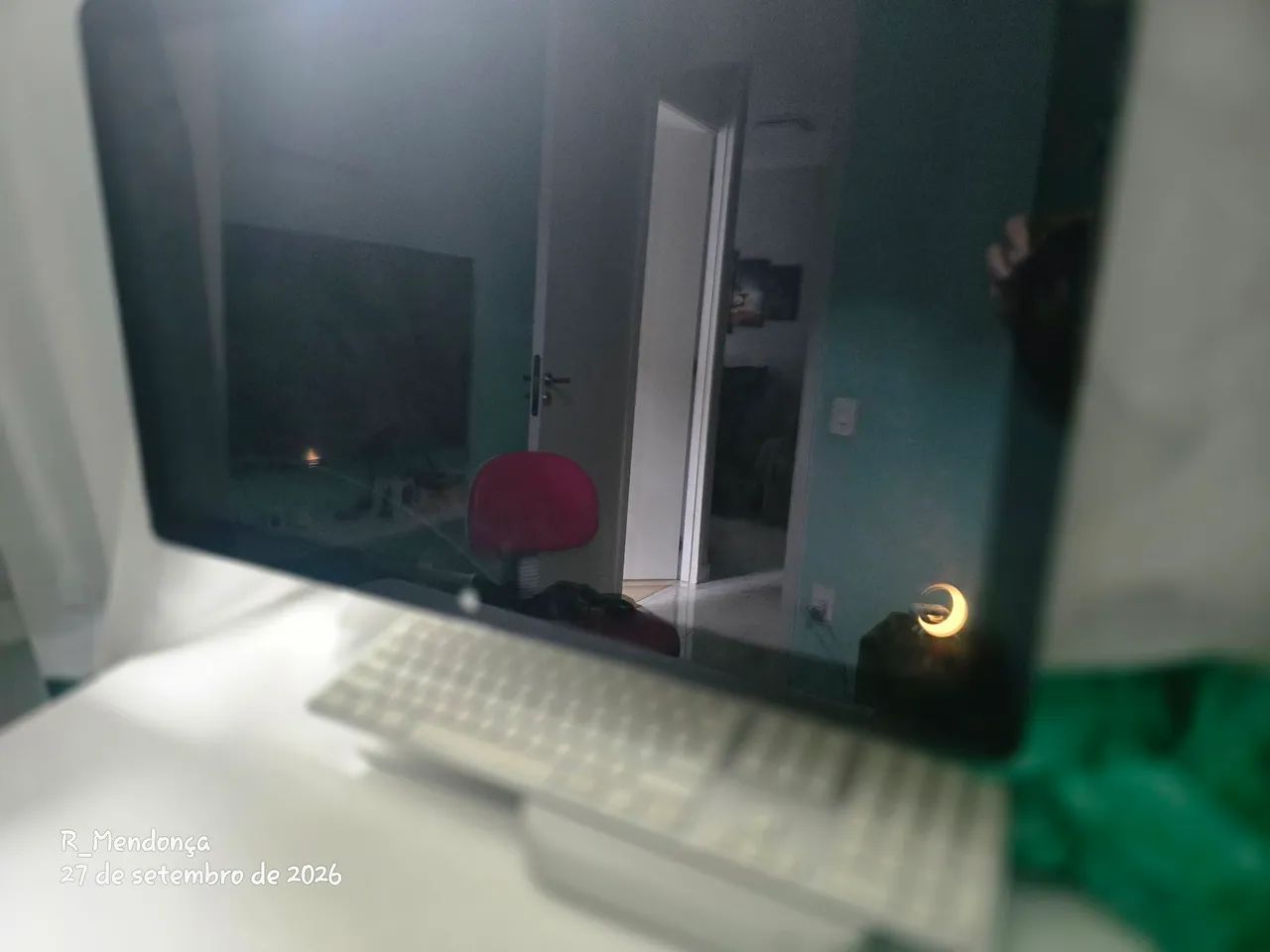 Mac Mini A1347 com teclado e monitor - Computadores e Desktops