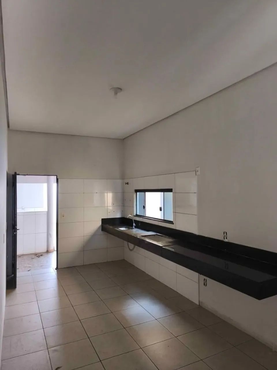 - CASA À VENDA NO ZERÃO - Foto 4