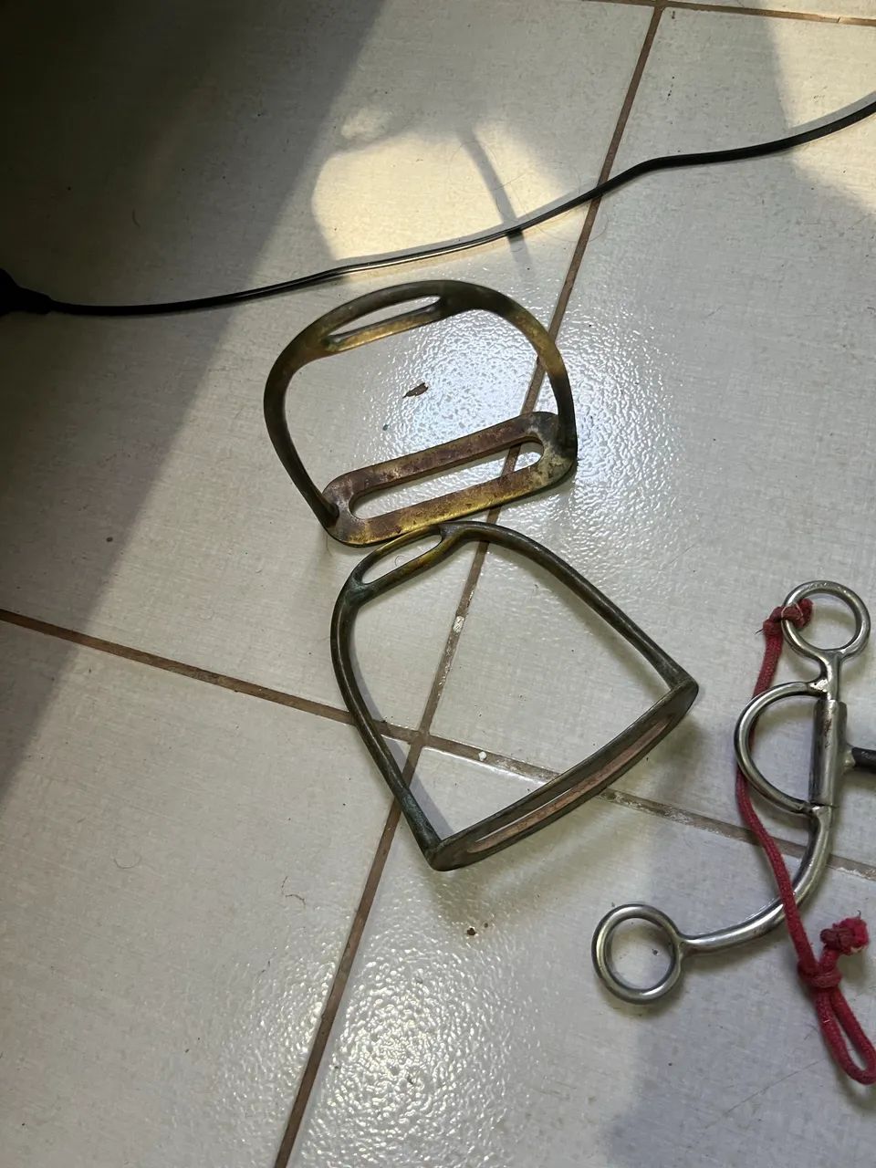Freio, rédia, estribo e cabresto de 7 nós para cavalos  - Foto 3