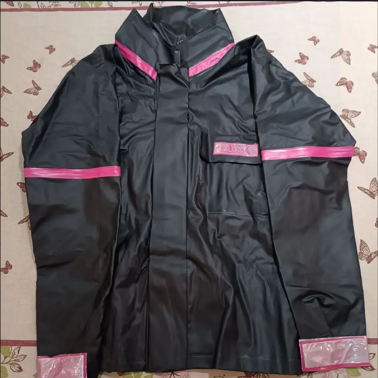 Conjunto Capa e calça de chuva Feminina Yess - Tamanho P - Foto 2