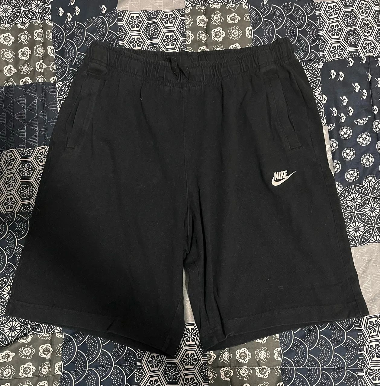 Shorts NIKE SportsWear preto - Roupas - Vila Fachini, São Paulo