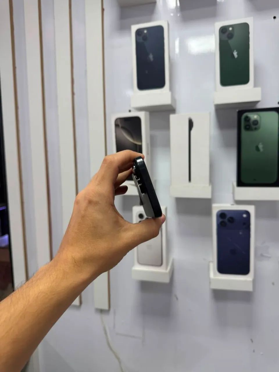 iPhone 16 Pro - 256GB <br>?4.799,00 - Foto 3