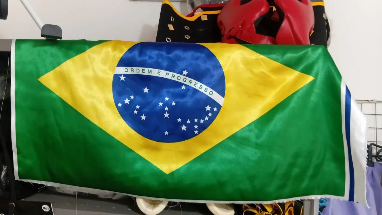 Bandeira do Brasil / Nova 70 X40 cm 