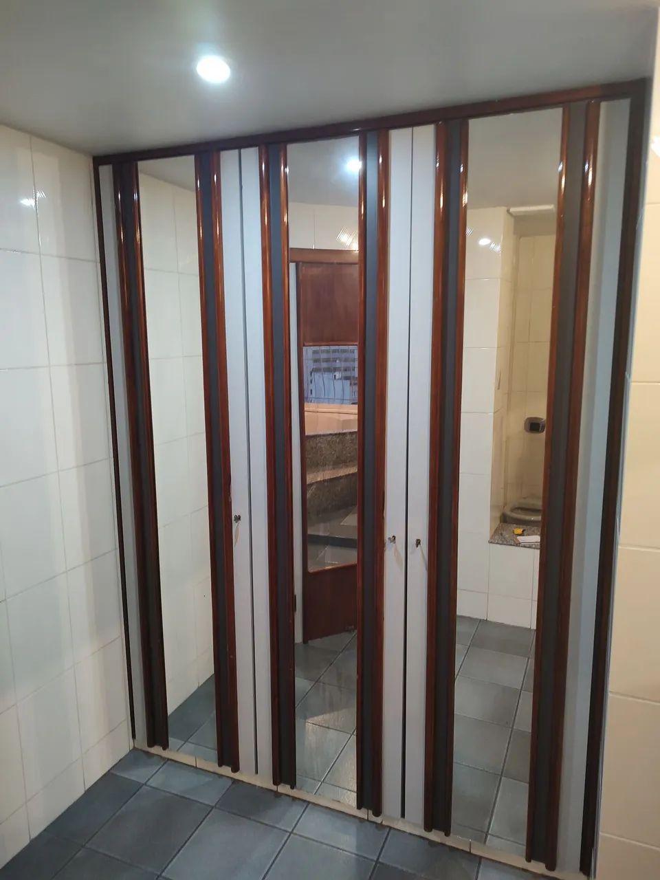 Guarda Roupa Madeira  - Foto 4