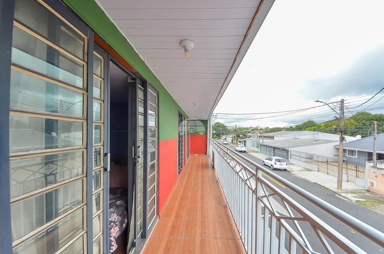 Sobrado residencial e comercial sítio cercado 