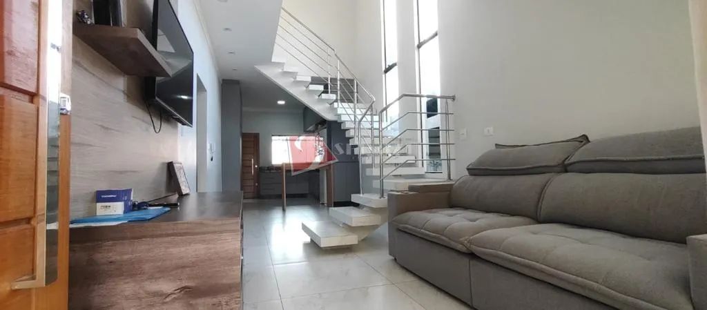 Sobrado à venda em Maringá, Parque Industrial 200, com 4 quartos, com 280 m² - Foto 4