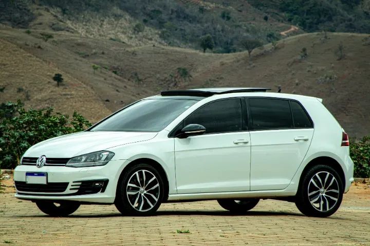Volkswagen Golf HIGHLINE 1.4 TSI TOTAL FLEX AUT. 2017