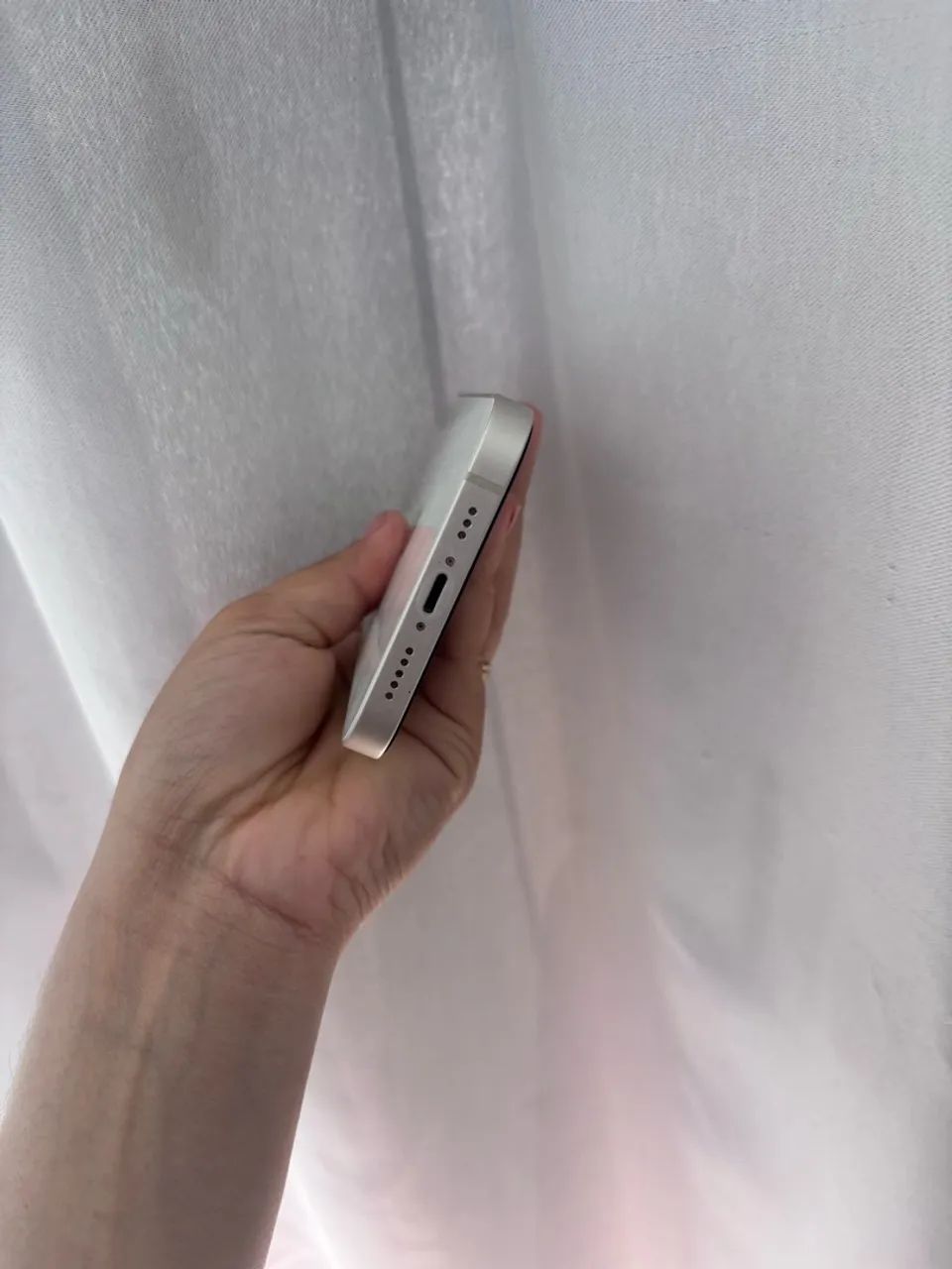 Vendo IPhone 13 Branco Estrelar - 128gigas  - Foto 4