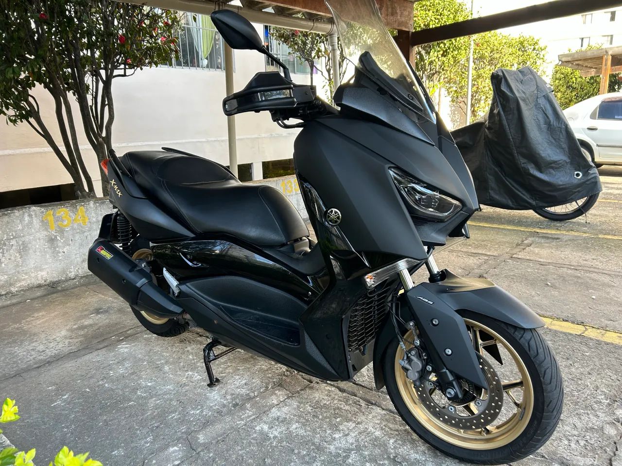 Xmax 250 2021 preta  - Foto 4