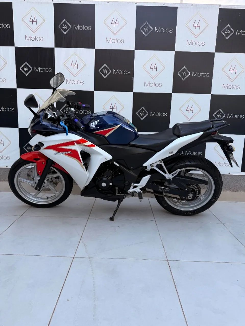 Honda CBR 250R 2012 - Foto 2