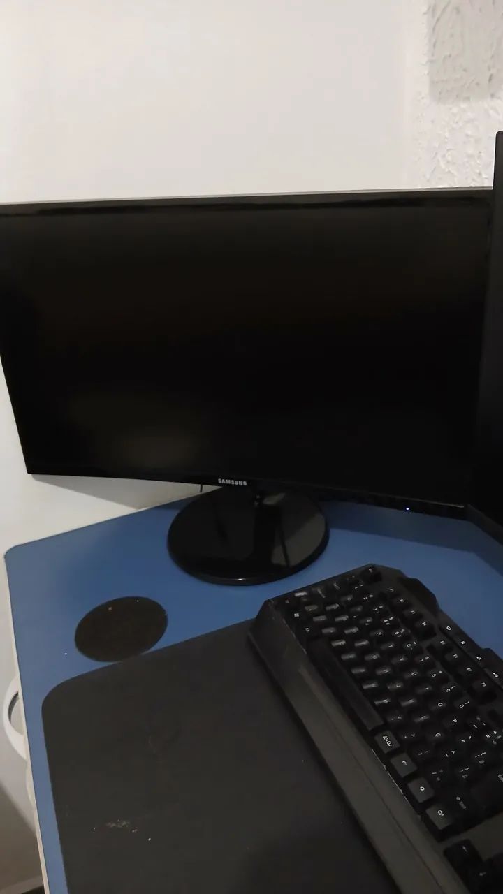 Monitor Curvo 24'' Full Hd Freesync  Samsung 