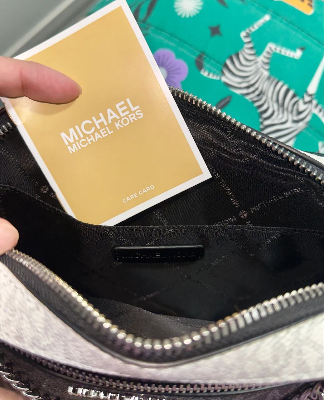 bolsa michael kors jet set crossbody preta - Foto 2