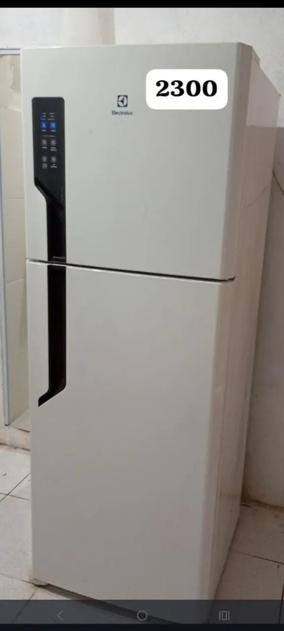 REFRIGERADOR ELETROLUX 