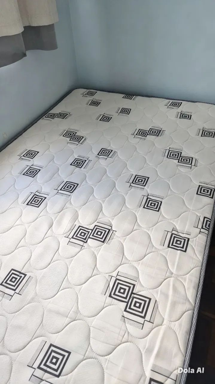 Cama Viúva (solteirão) semi nova !