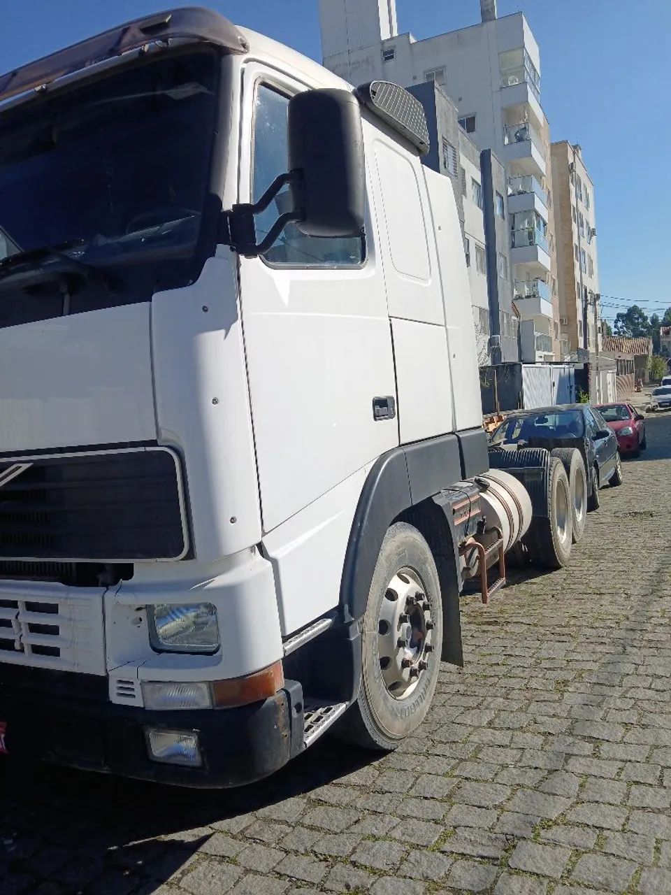 Caminhão volvo  - Foto 2