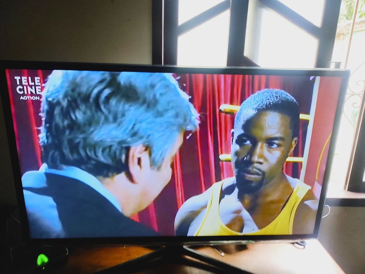 Tv Samsung 40 LED Smart  - Foto 2