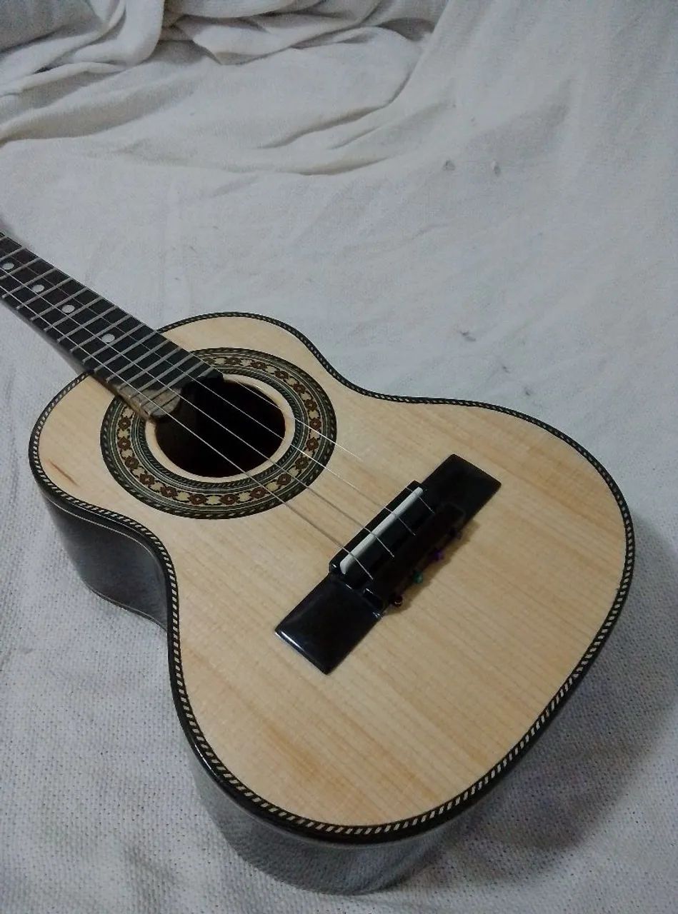 Cavaquinho Rafael luthier Jacarandá 