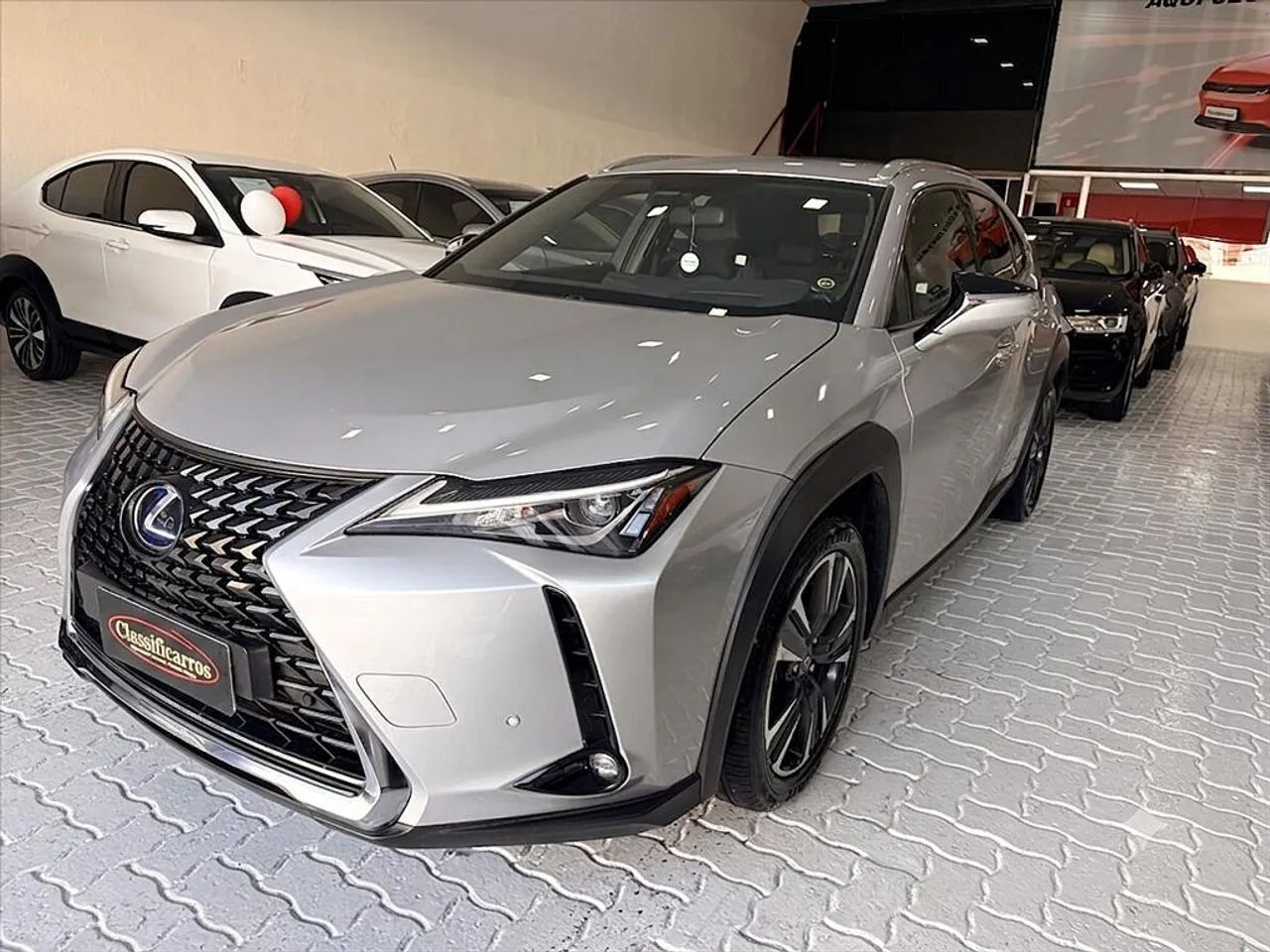 Lexus UX-250h Dynamic 2.0 16V Aut.(hybrid), foto 15 de 15